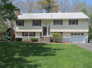 94 Drake Rd, Burlington, MA 01803