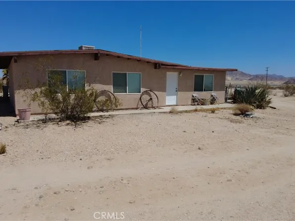 71688 Macrae Rd, Twentynine Palms, CA 92277