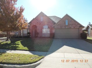 603 Teresa Ln, Grand Prairie, TX 75052