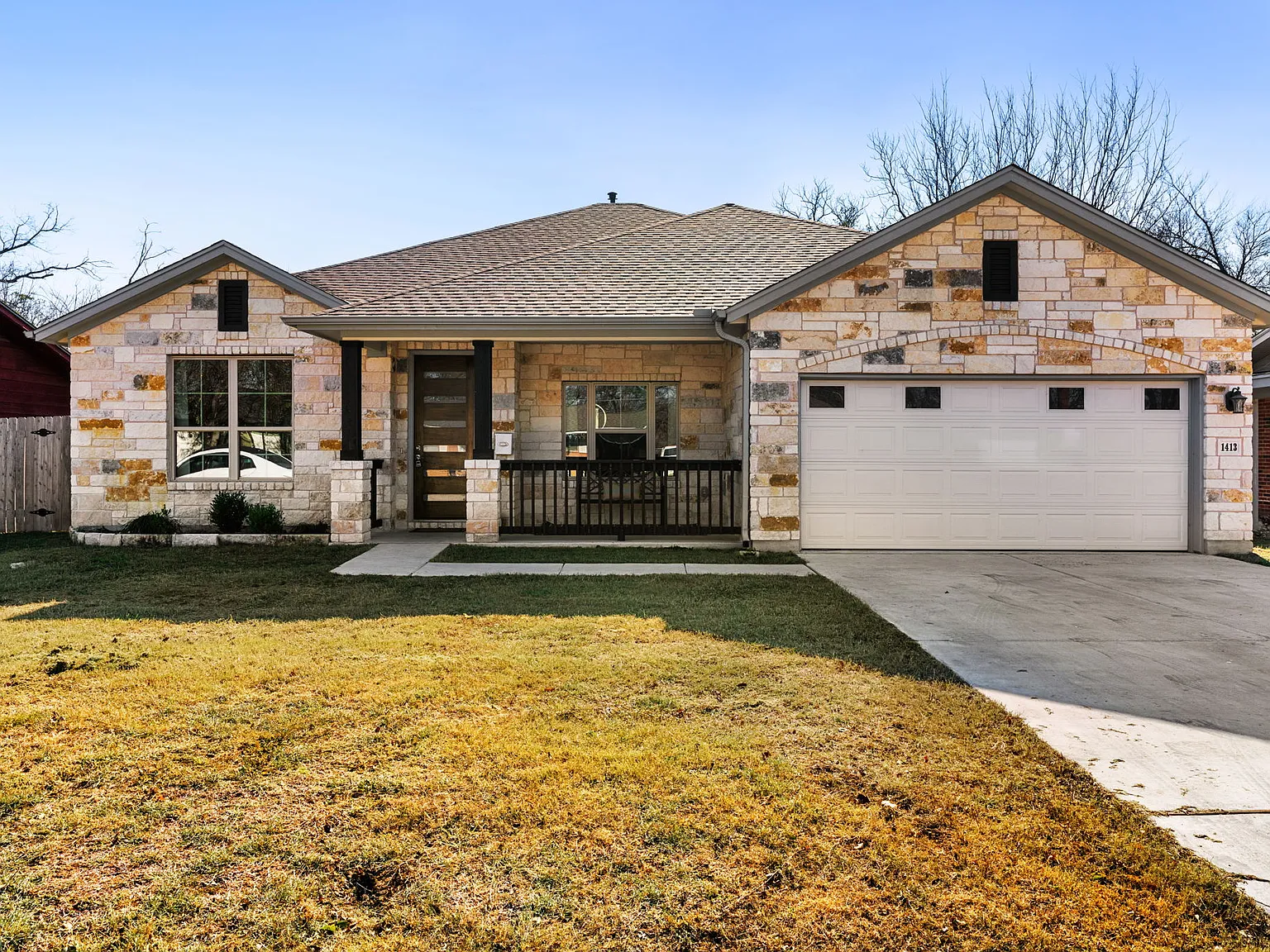 5 bed, 2395 sqft, $6,000 — Photo 2