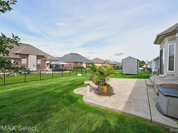 5th image of 18243 Wingate Dr