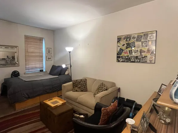 330 East 83rd Street image 8 of 20