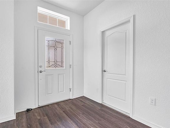 2nd image of 1080 BERGAMOT DRIVE