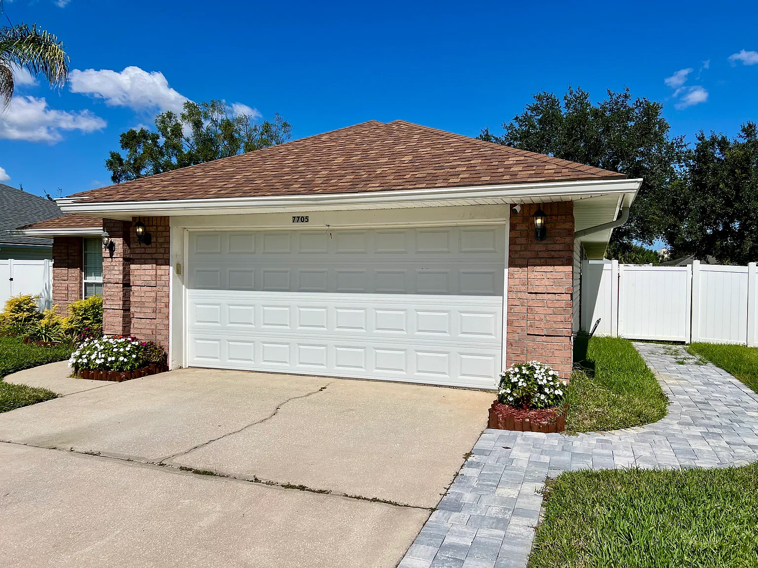 4 bed, 1816 sqft, $2,200 — Photo 3