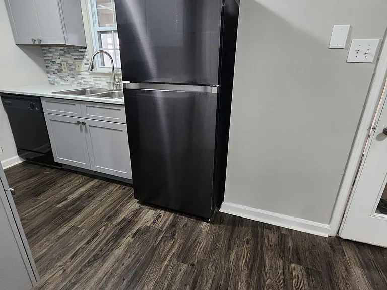 129 Old Ferry Way — Photo 3