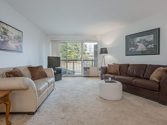 4th image of 15020 N Bluff Rd #218