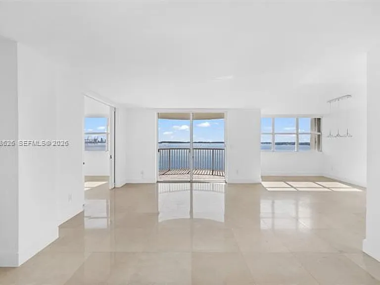 1420 Brickell Bay Dr #CU-1001A — Photo 6