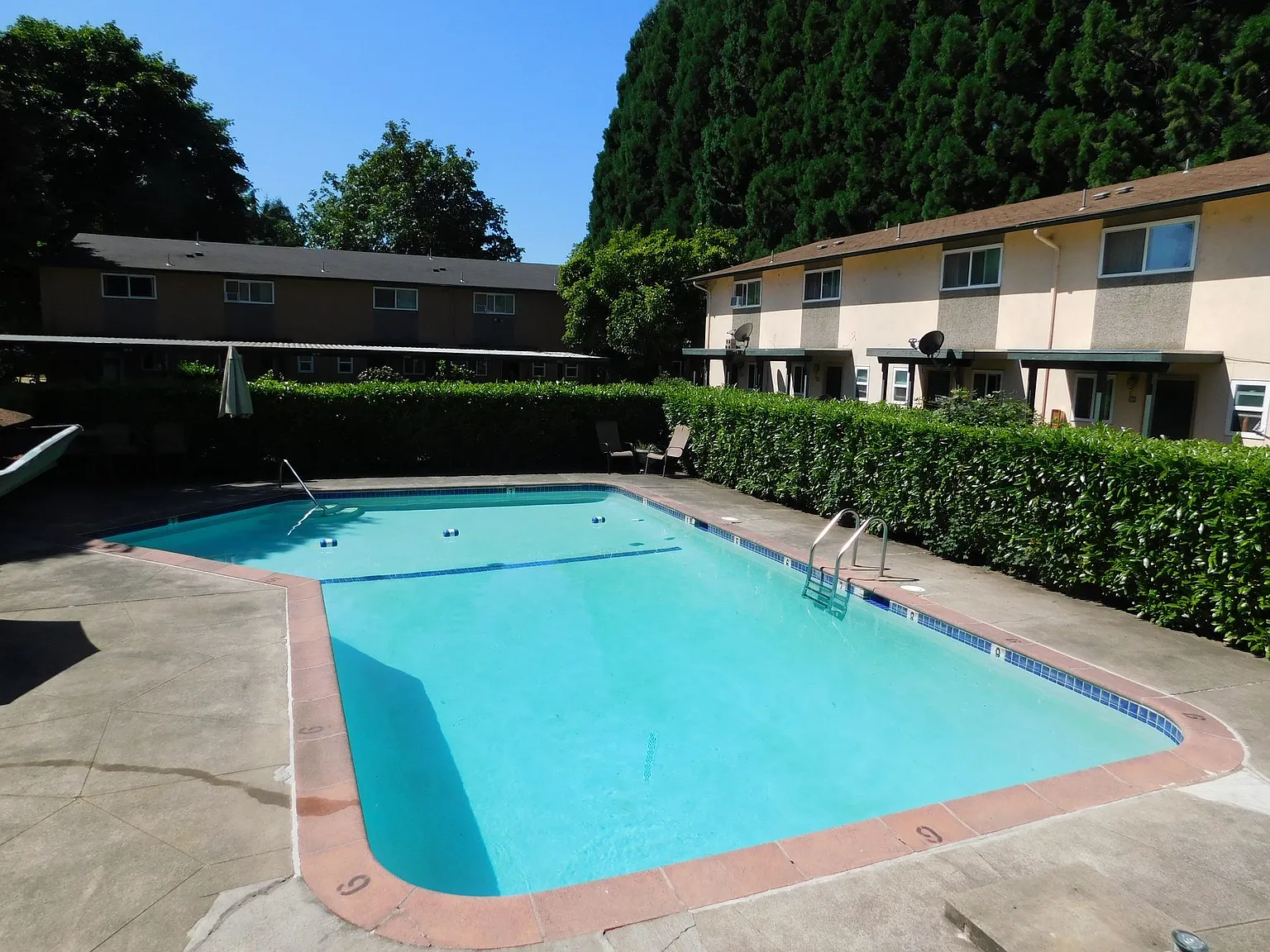 Cedar Meadow Apartments — Photo 2