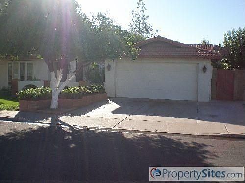 4th image of 2701 W Nido Ave