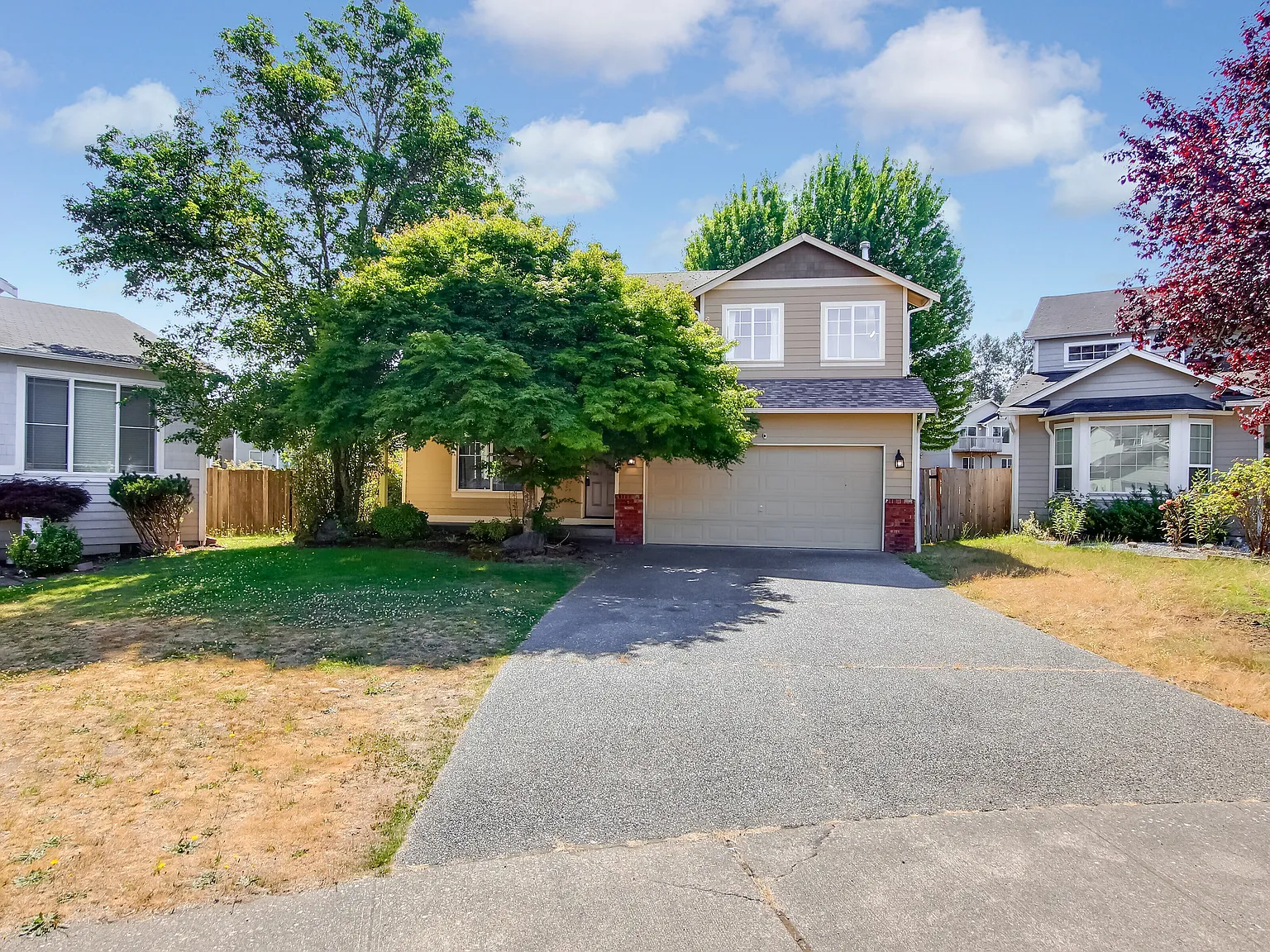 4 bed, 2074 sqft, $3,100 — Photo 1
