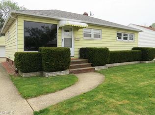 4761 Autumn Ln, Brooklyn, OH