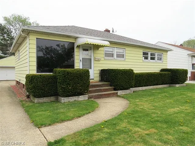 4761 Autumn Ln photo 1