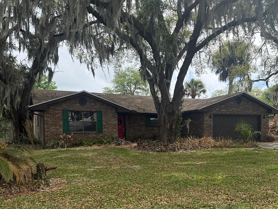 1833 Oakwood Trl