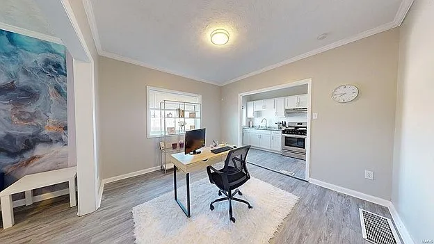 1822 Russell Blvd #1 — Photo 7