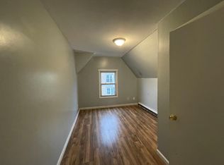 8 Lawrence St #2, Waterbury, CT 06708