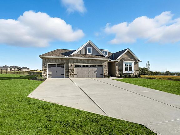 3rd image of 4970 Fescue Dr