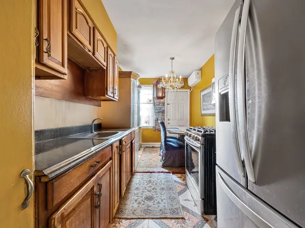 2801 Gunther Avenue image 4 of 20