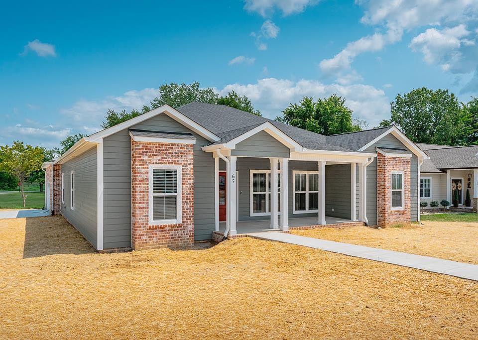 1st image of 65 Greystone Dr