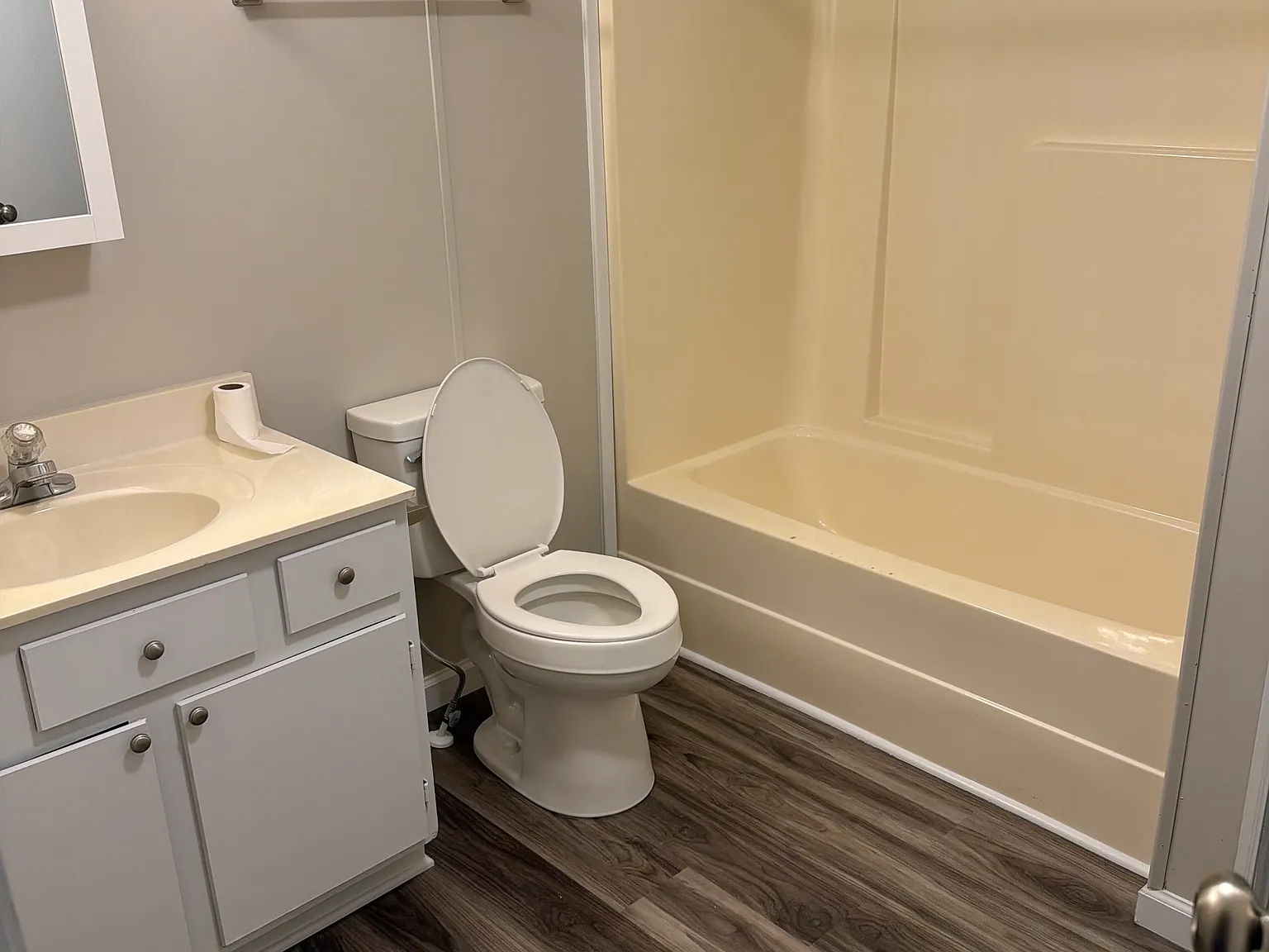 4 bed, 2.5 bath, 1750 sqft, $1,750 — Photo 4