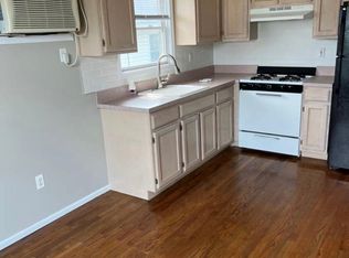 132 Covington Cir #1, Staten Island, NY 10312