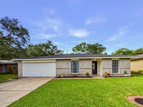 6209 Brookdale Dr, League City, TX 77573