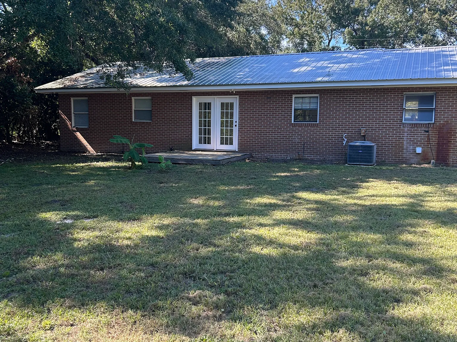 3 bed, 1168 sqft, $1,600 — Photo 4