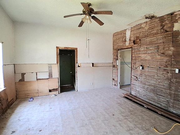 5th image of 1316 E Main St