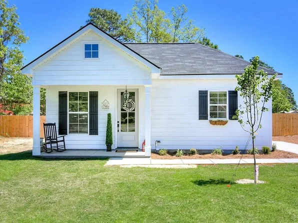 3414 Riverview Dr, Tampa, FL 33604