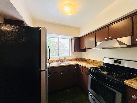 4th image of 2339 Hyperion Avenue Tracy Ave #2-2314