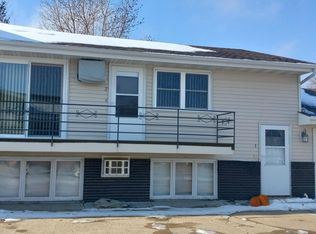 701 E Interstate Ave APT 2, Bismarck, ND 58503