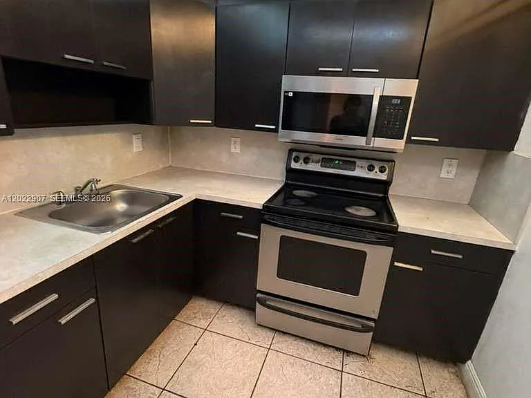 15600 NW 7th Ave #507 — Photo 5