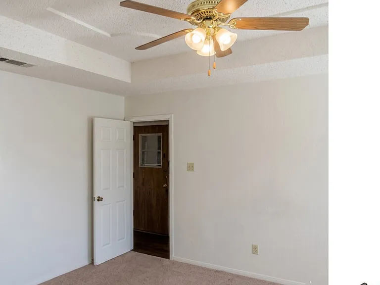 1107 Tyler Dr — Photo 7