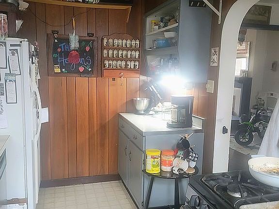 3rd image of 14 Haberman Ave