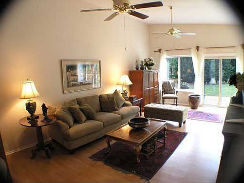 4th image of 2540 Oakhampton Pl