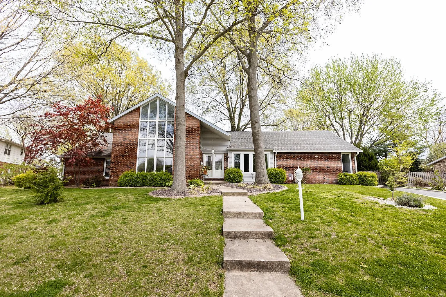 27 Ravenwood Cir photo 1