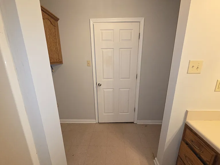 108 Hines Blvd #D — Photo 13