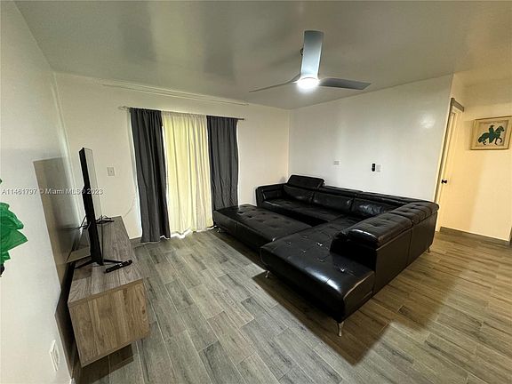 5th image of 9491 Palm Cir S APT 104