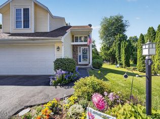 2 Captains Blvd, Waterford, NY 12188