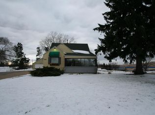 2921 E Paris Ave SE, Kentwood, MI 49512