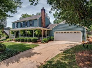 900 Somersby Ln, Matthews, NC 28105