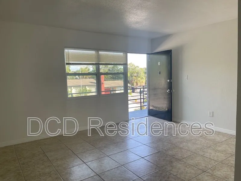 1 bed, 1.0 bath, 500 sqft, $1,365 — Photo 3