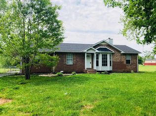 8671 Pembroke Oak Grove Rd, Oak Grove, KY 42262