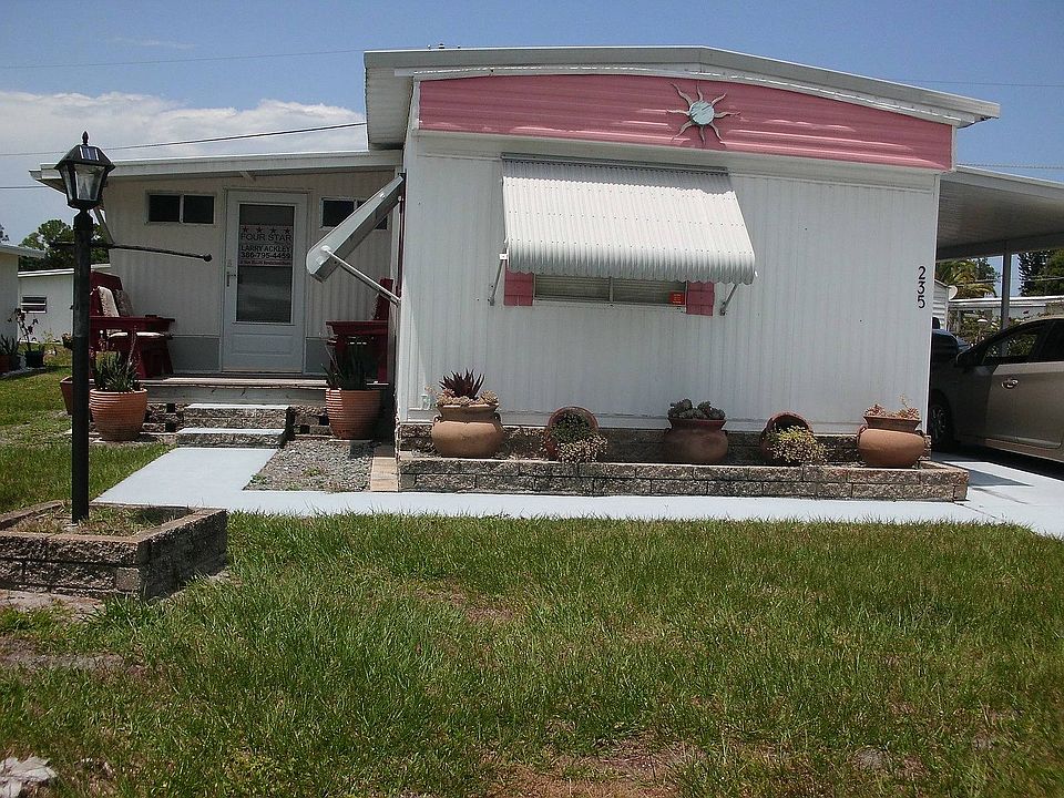 1st image of 235 Linden St #235