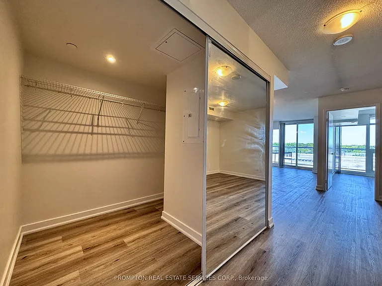 72 Esther Shiner Blvd #612 — Photo 9