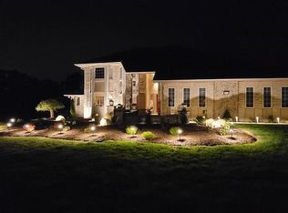 4926 Abbey Rd, Coplay, PA 18037