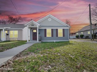704 W Whitney Ave, Louisville, KY 40215