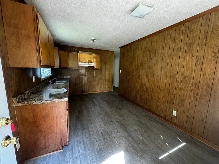 3113 Old School Rd — Photo 6
