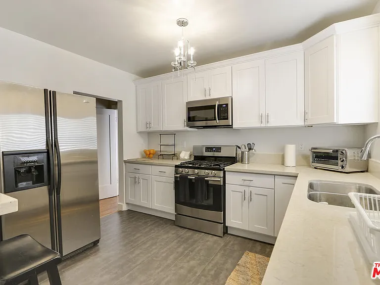 838 N Sycamore Ave #1 — Photo 10
