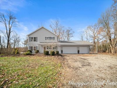 1736 Parker Dr, Wayland, MI, 49348