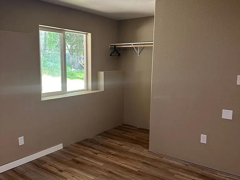 1400 W 47th Ave — Photo 5